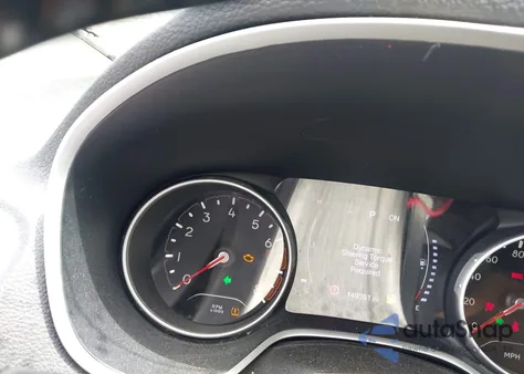 2019 Jeep Compass Latitude Fwd z USA, uszkodzony, nr VIN 3C4NJCBB3KT851086